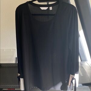 Black and White Long Sleeve Top - Susan Graver size XL